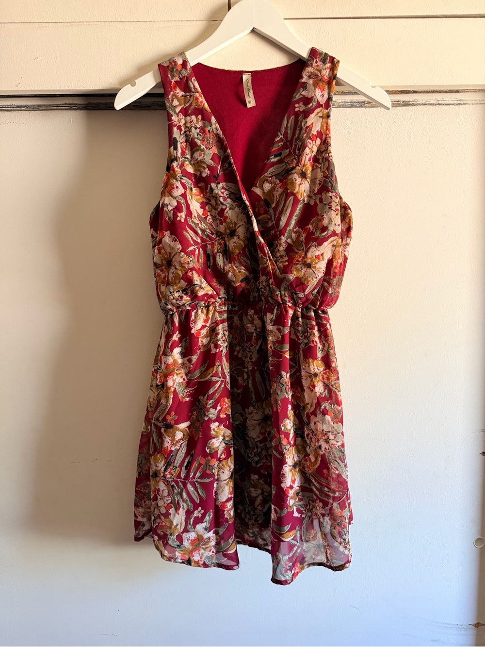 Final Touch Floral Wrap-Front Sleeveless Dress Size S
